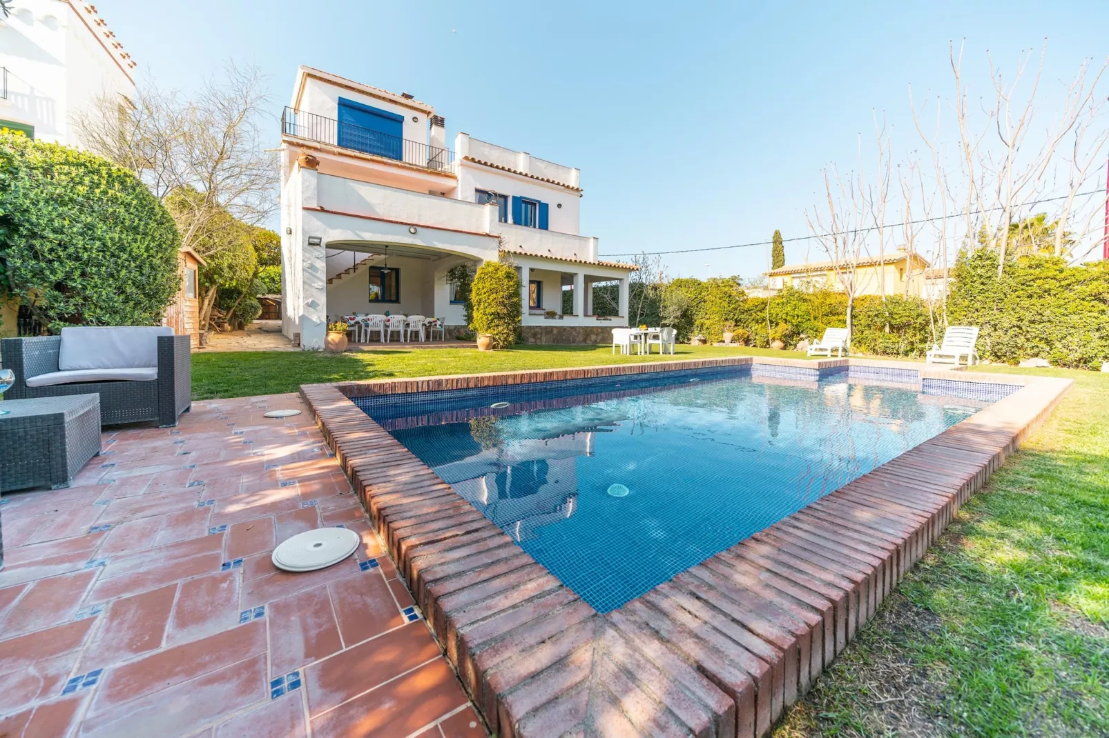 poolofhouse