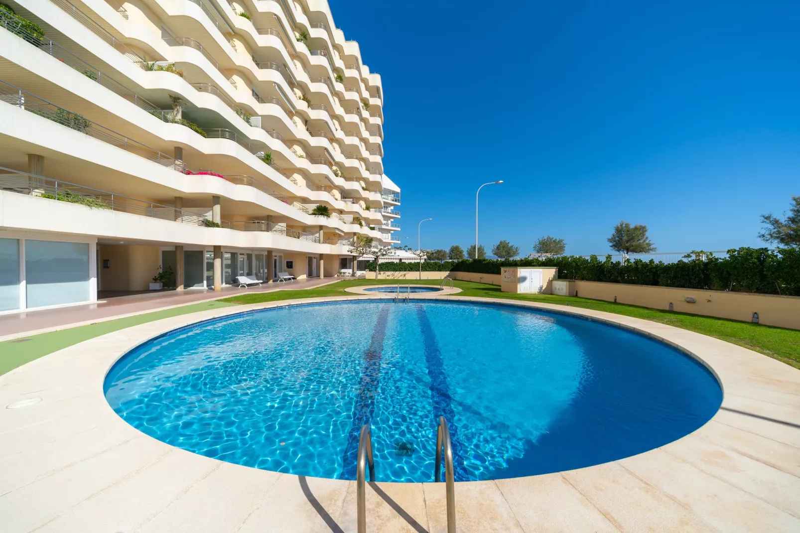 poolofhouse