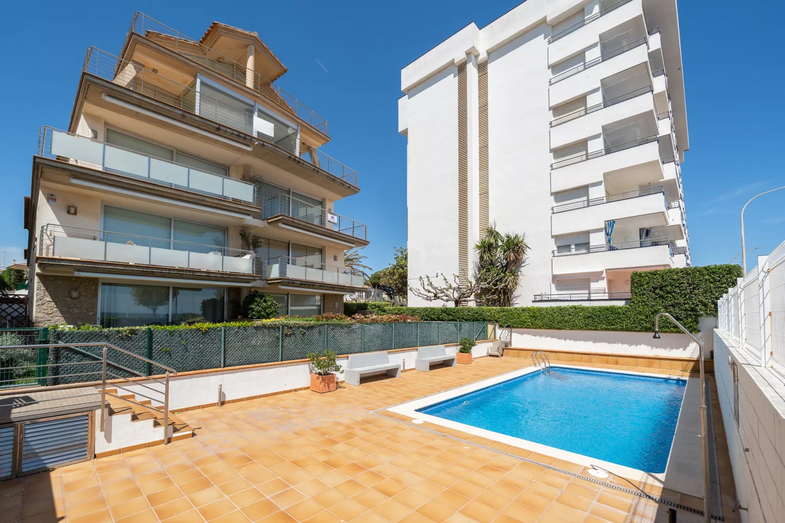 poolofhouse