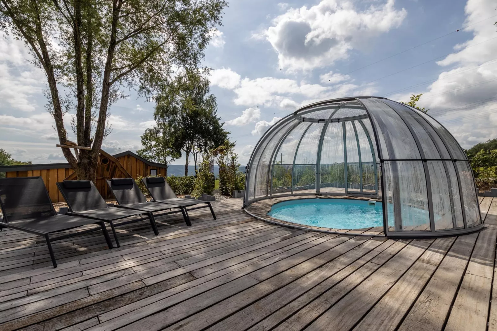 poolofhouse