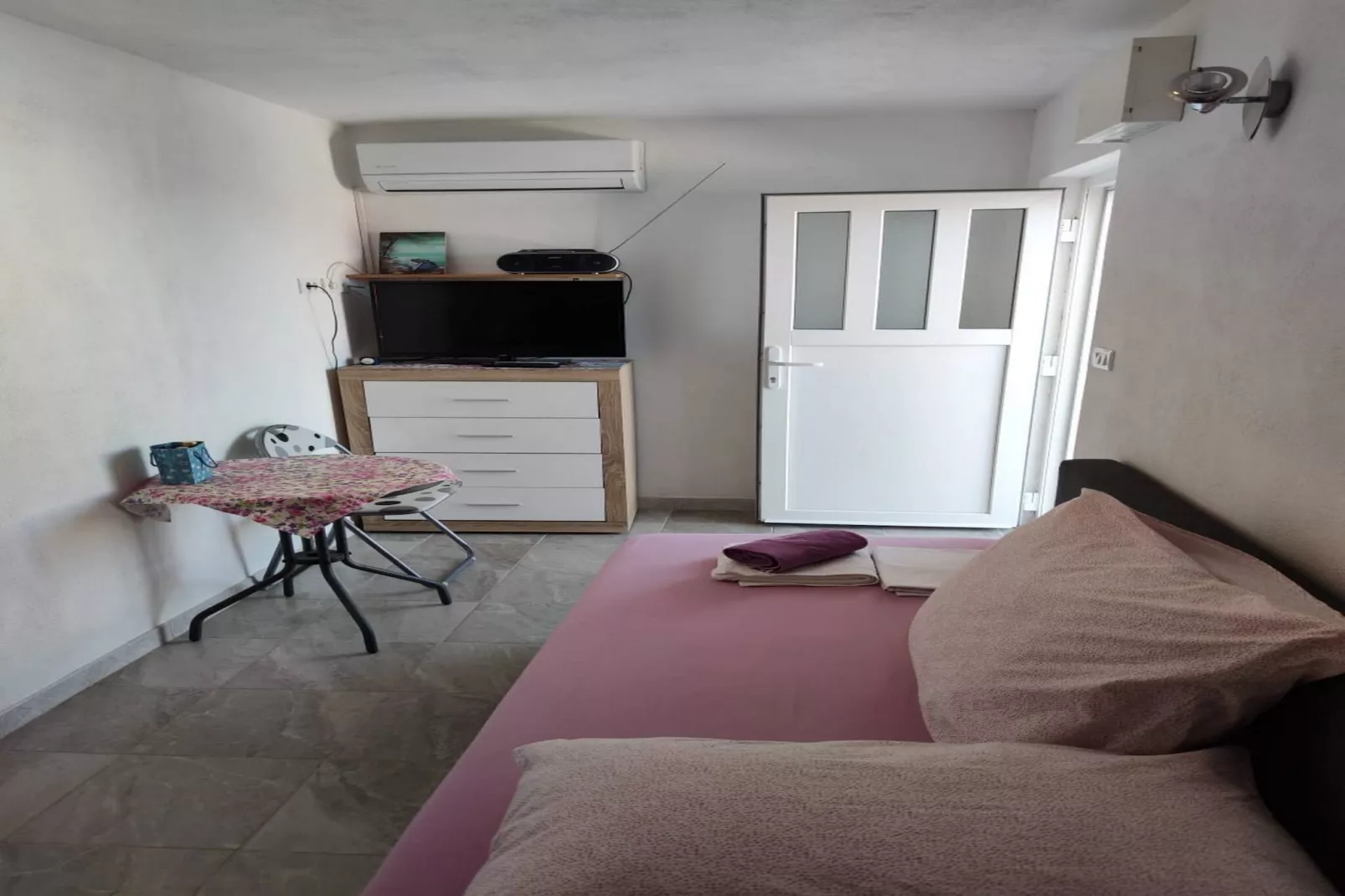 Apartments Zdenka Zatoglav - Studio apartment