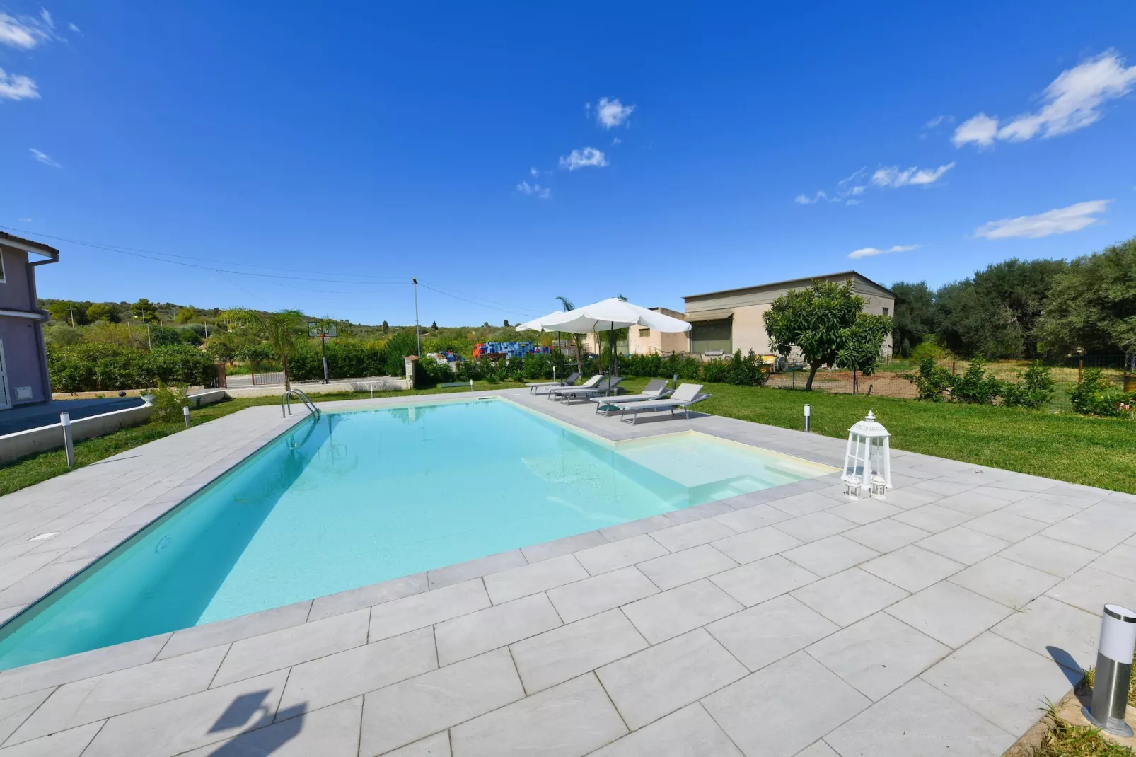 pool