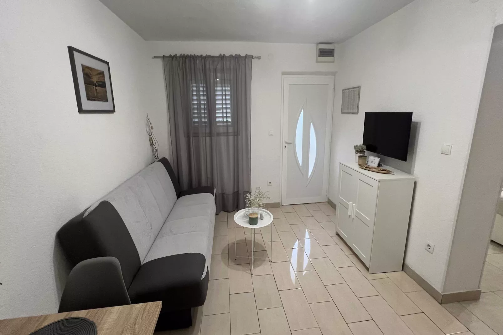 Apartmani Vela Makarska - Studio With Garden View