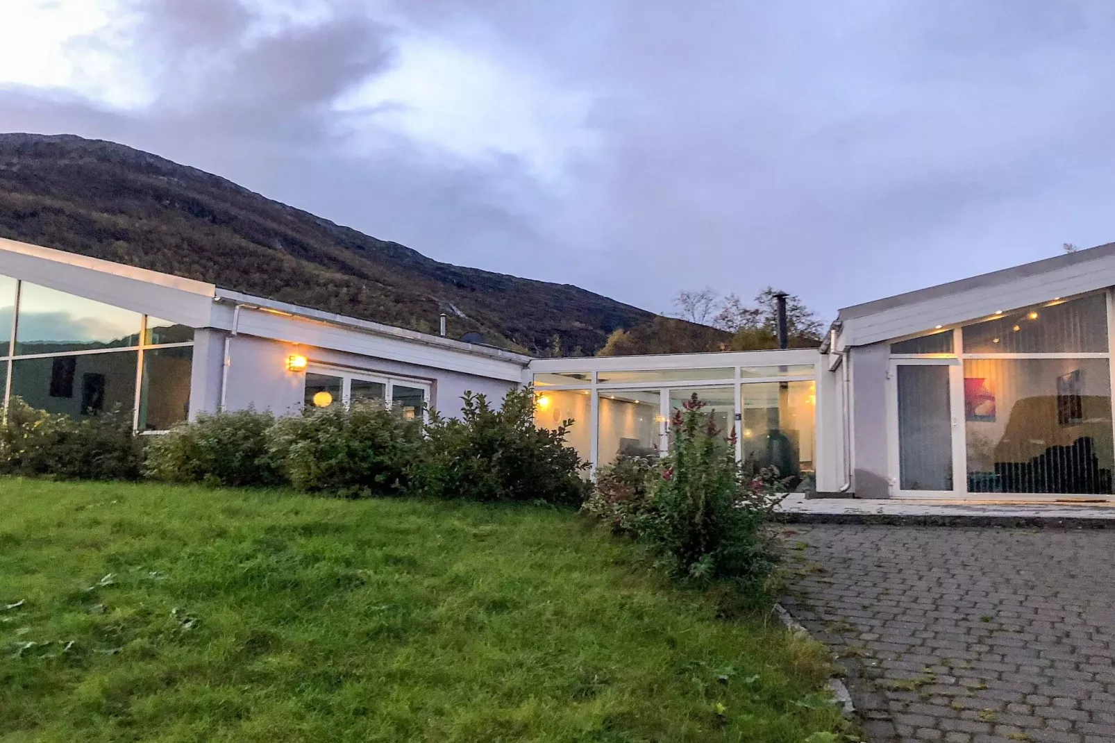 HUS 67508-Outdoor