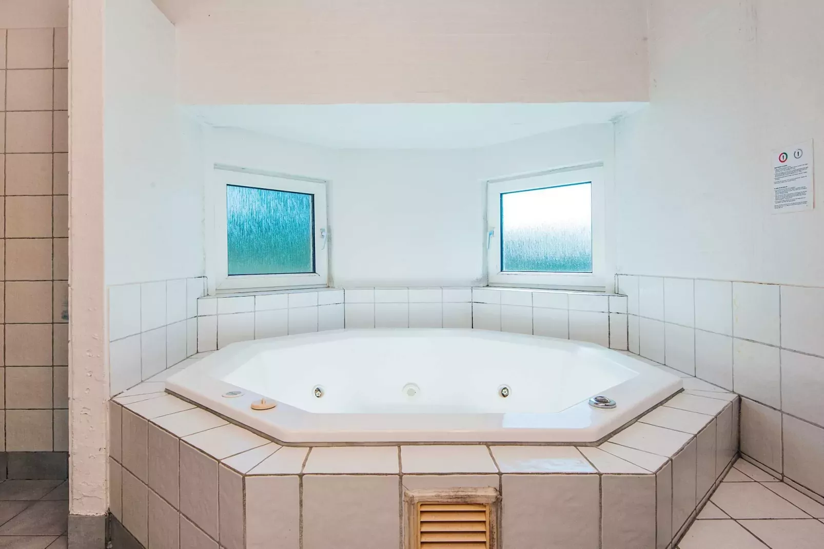 6 person holiday home in Fanø-By Traum-Spa