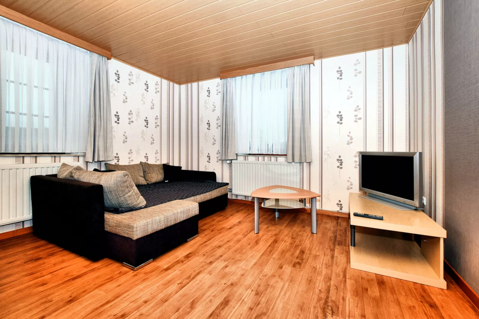 Haus Kohn-Living room