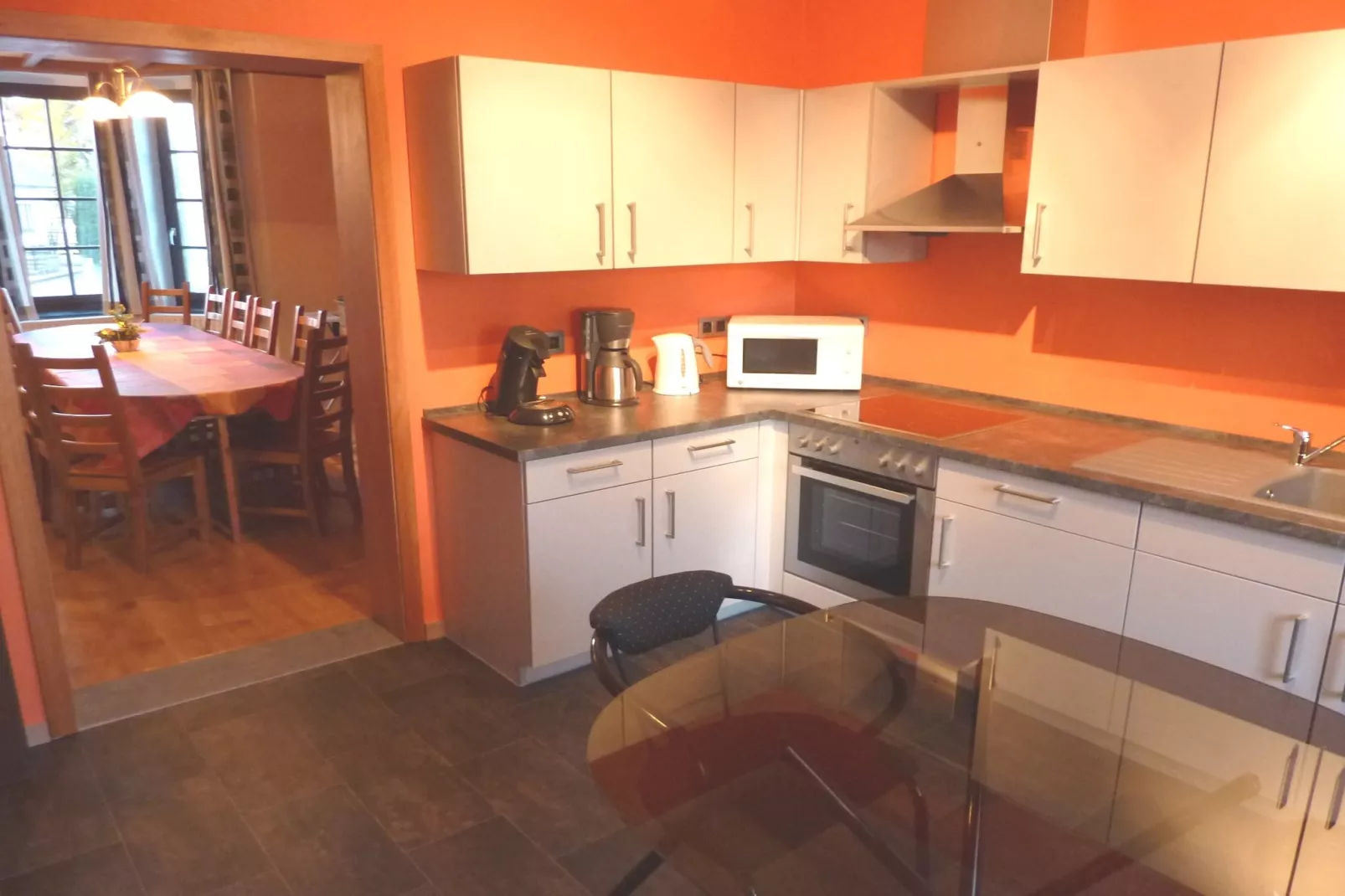 Ludogite-Dining room