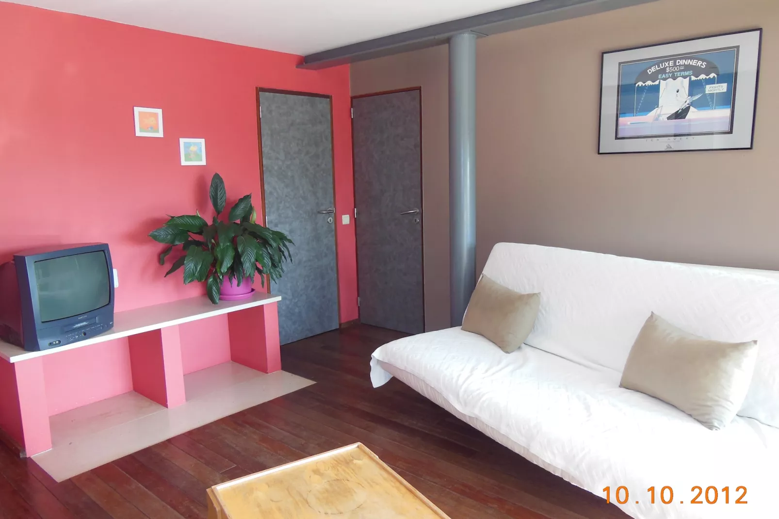 Les Terrasses-Recreation room