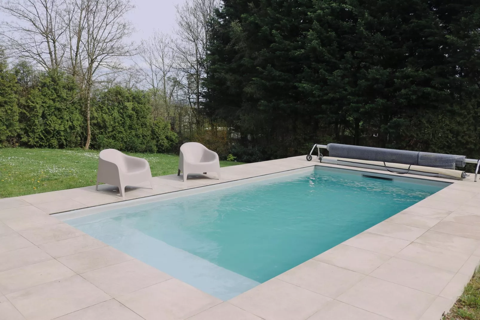 LE BERCAIL-Pool