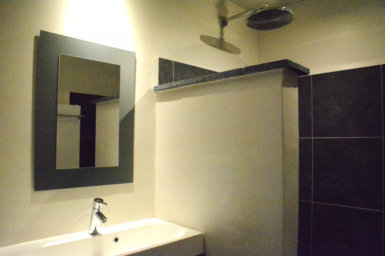Le Fou du Village-Bathroom