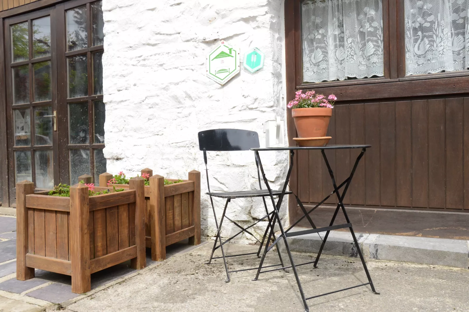 Le Clos St Isidore-Außenbereich Sommer