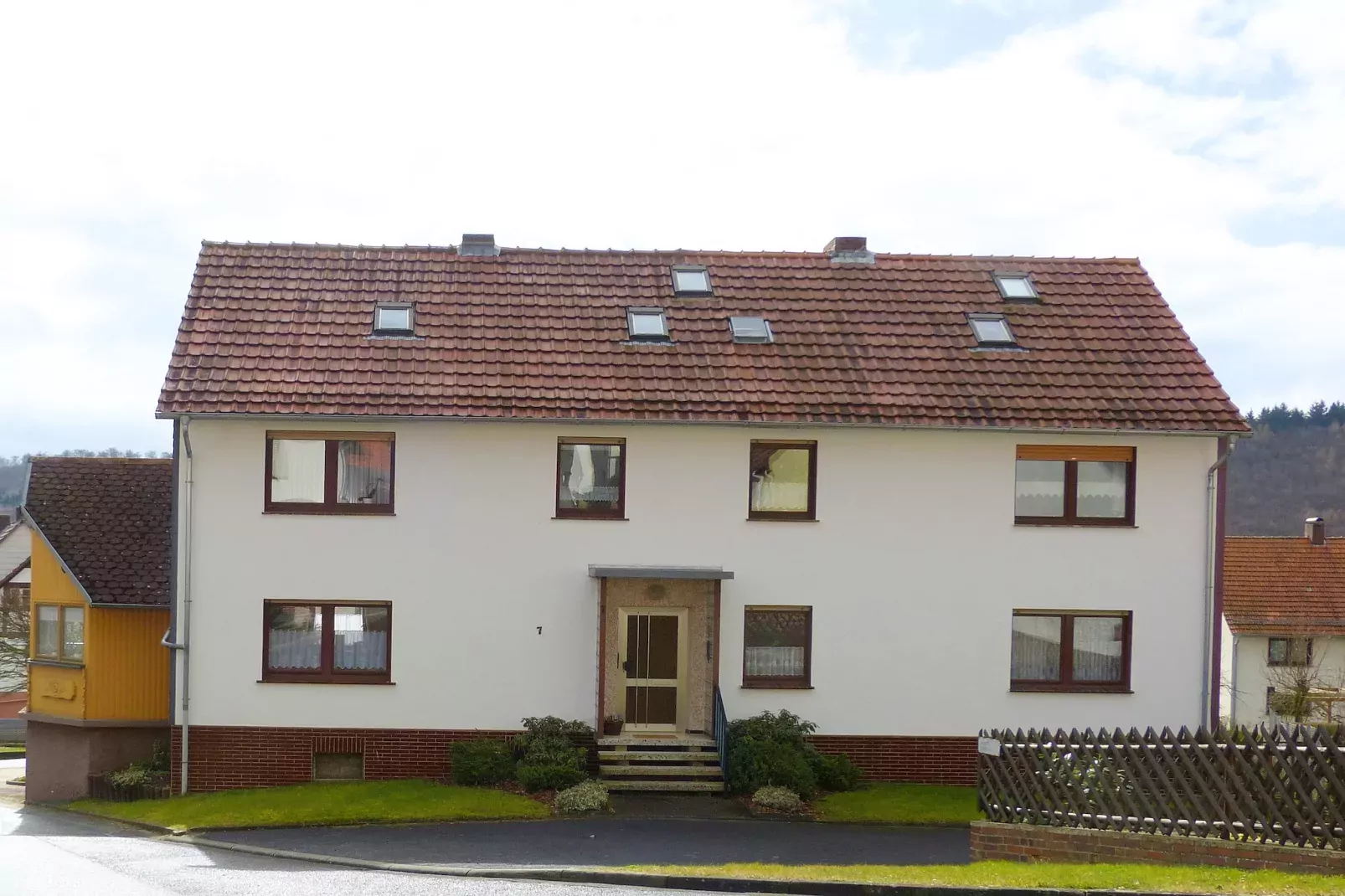 Densberg-Exterior in summer