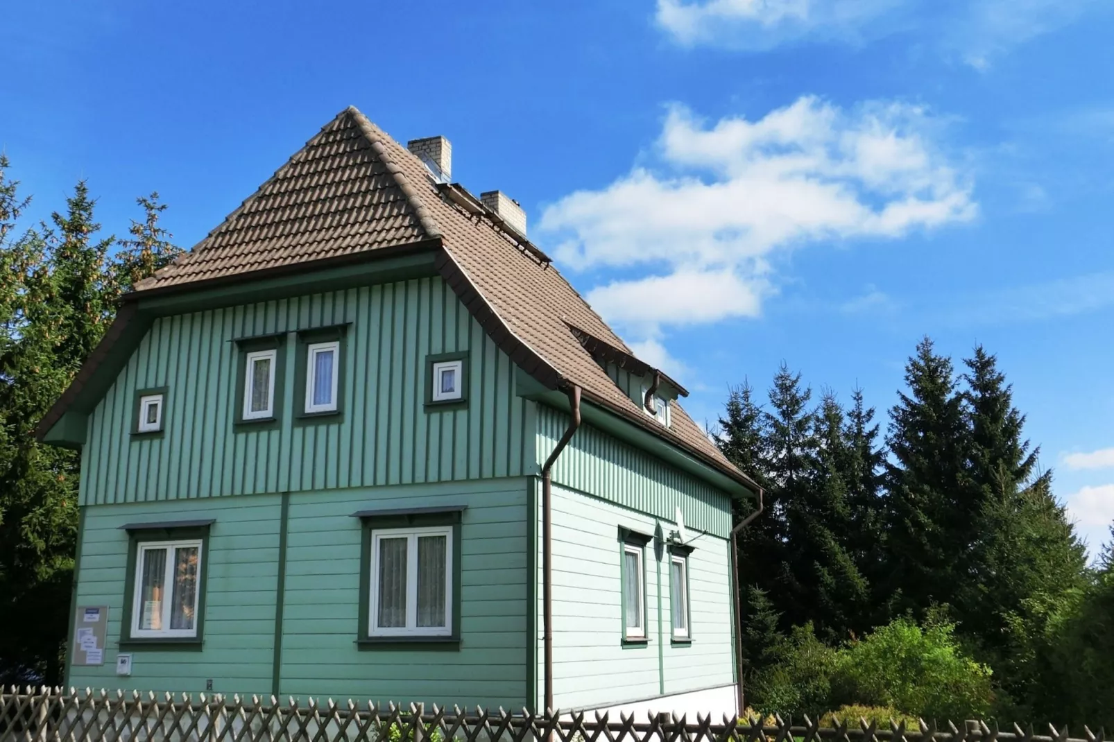 Ferienhaus Loretta-Außenbereich Sommer