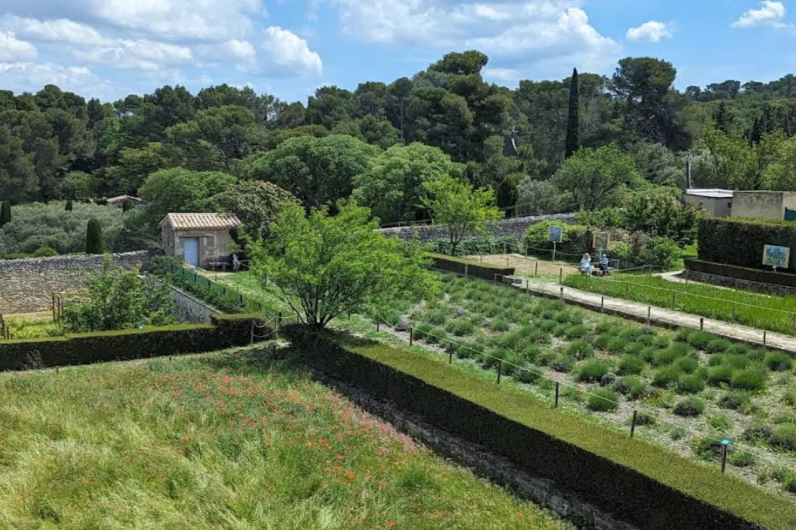 Le Domaine de Bourgeac 1-Areas summer 5km