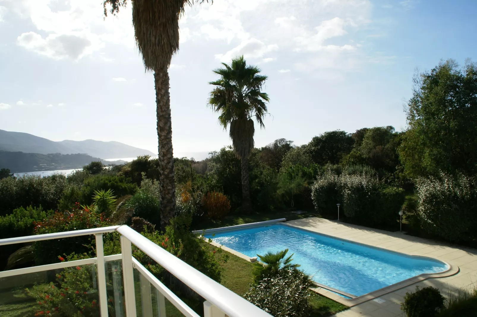 Jaune-Piscine