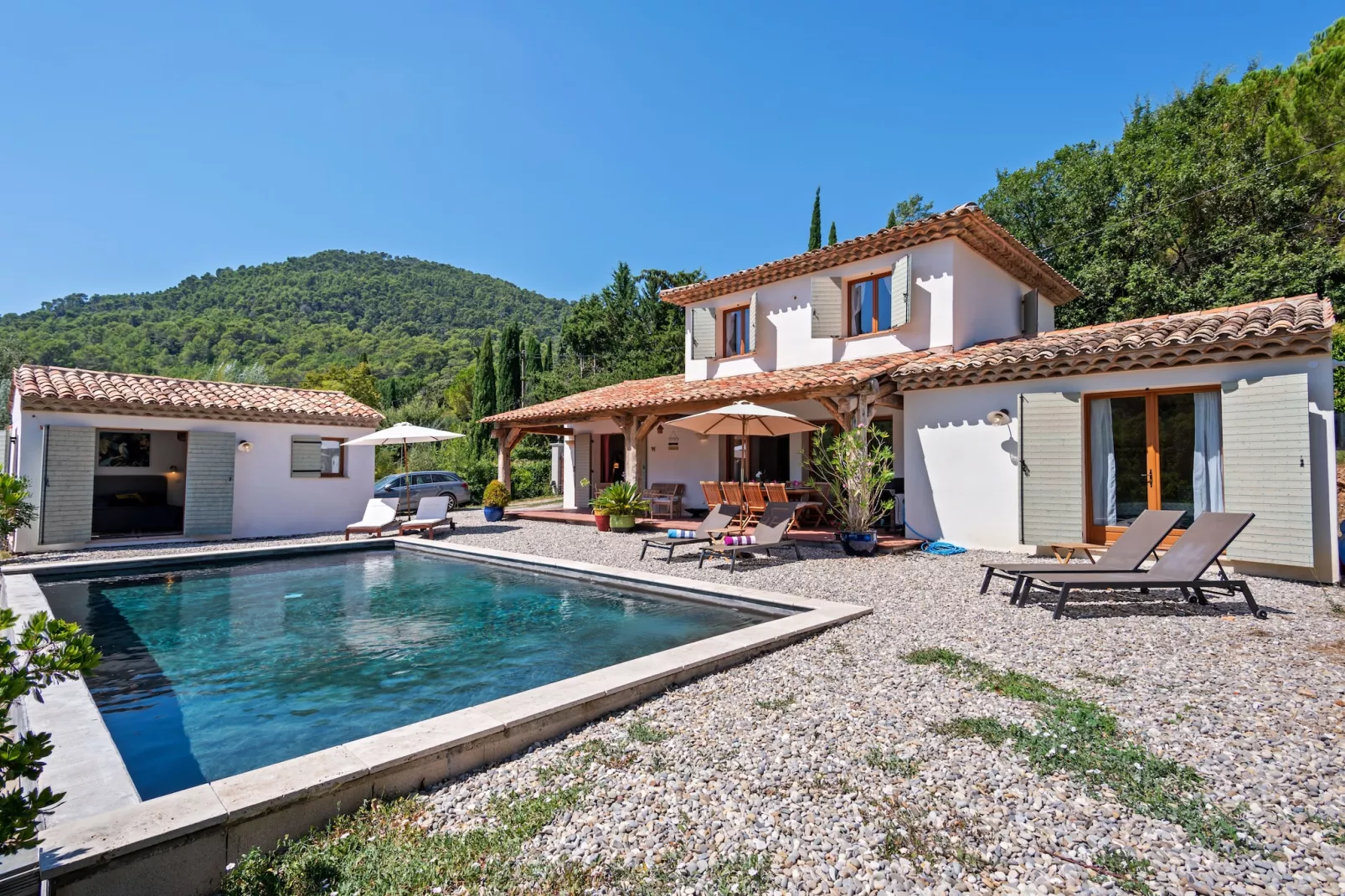 Villa Mopane-Exterior summer