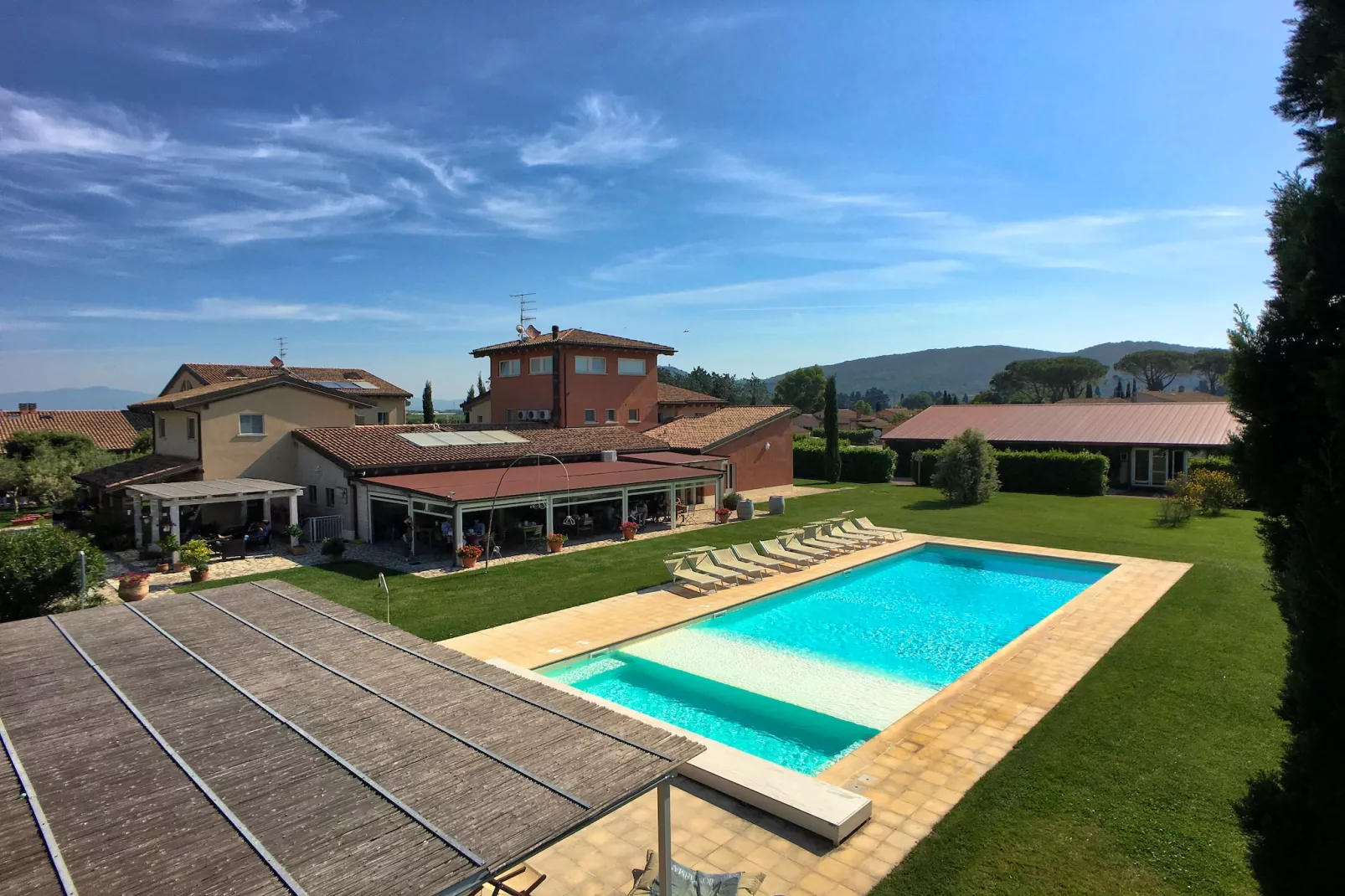 Bozzone Arancio-Pool