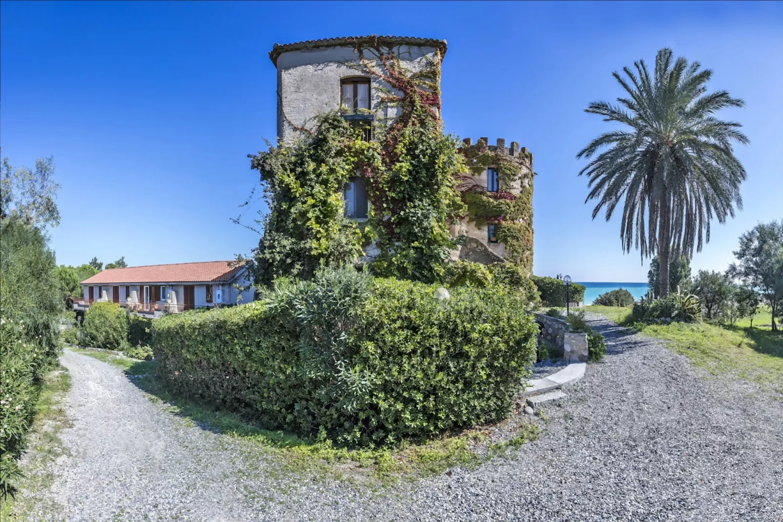 Main-Exterior summer