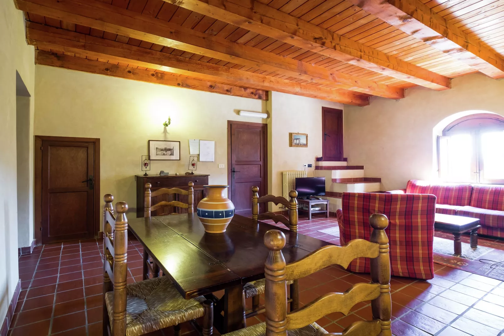 Echifaldo-Dining room