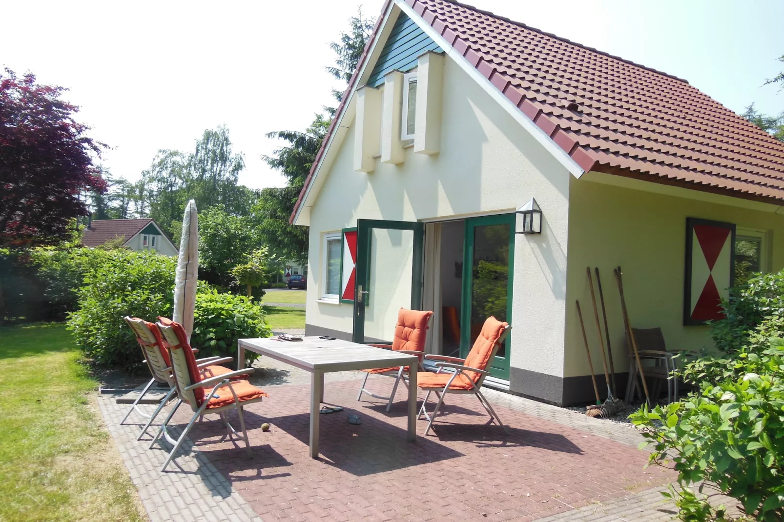 Zonnenberg 34-Exterior summer