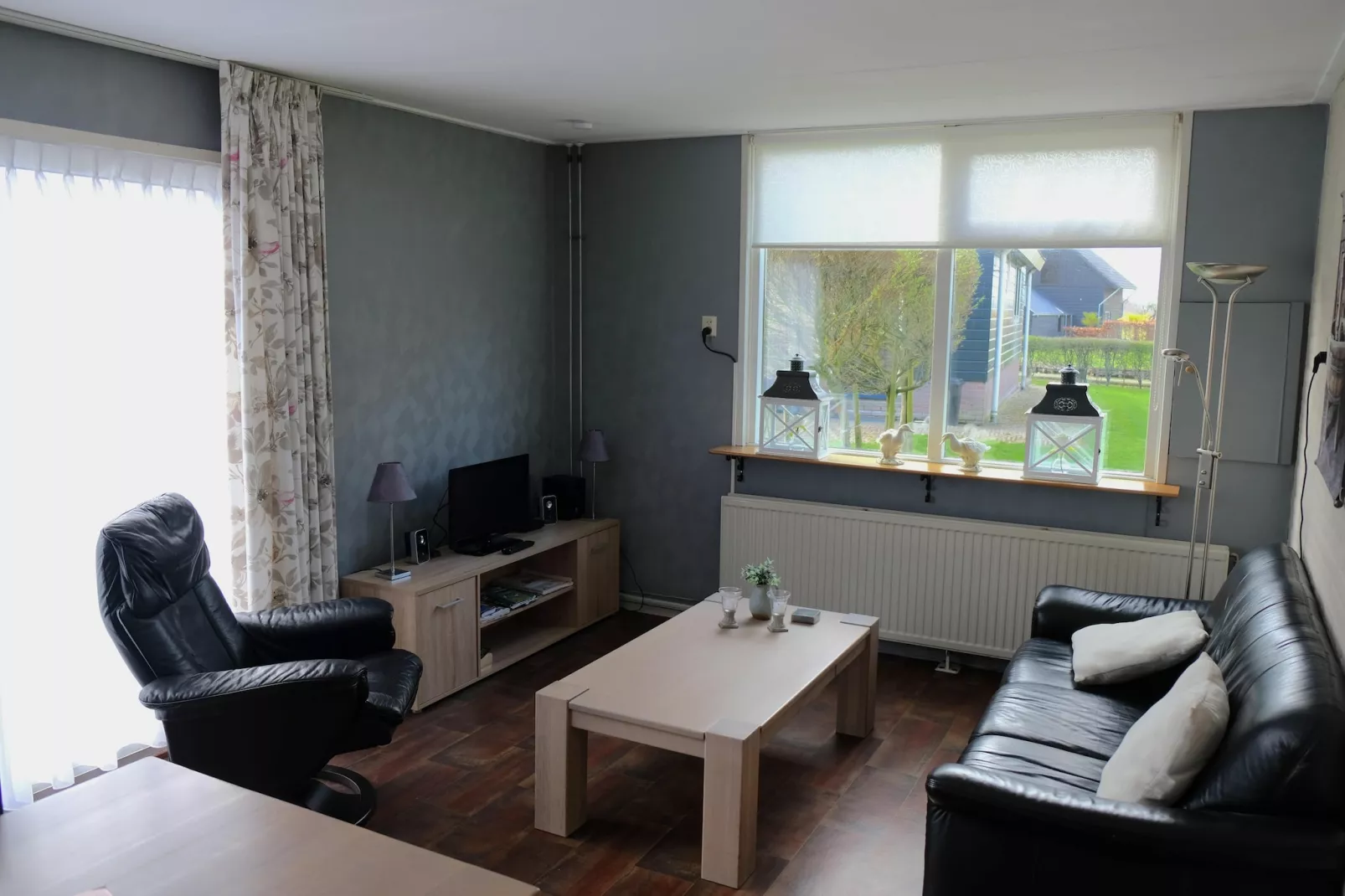 Aan de dwarsgracht-Wohnzimmer