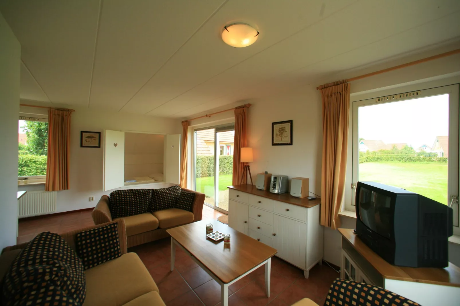 Villapark Akenveen 3-Living room
