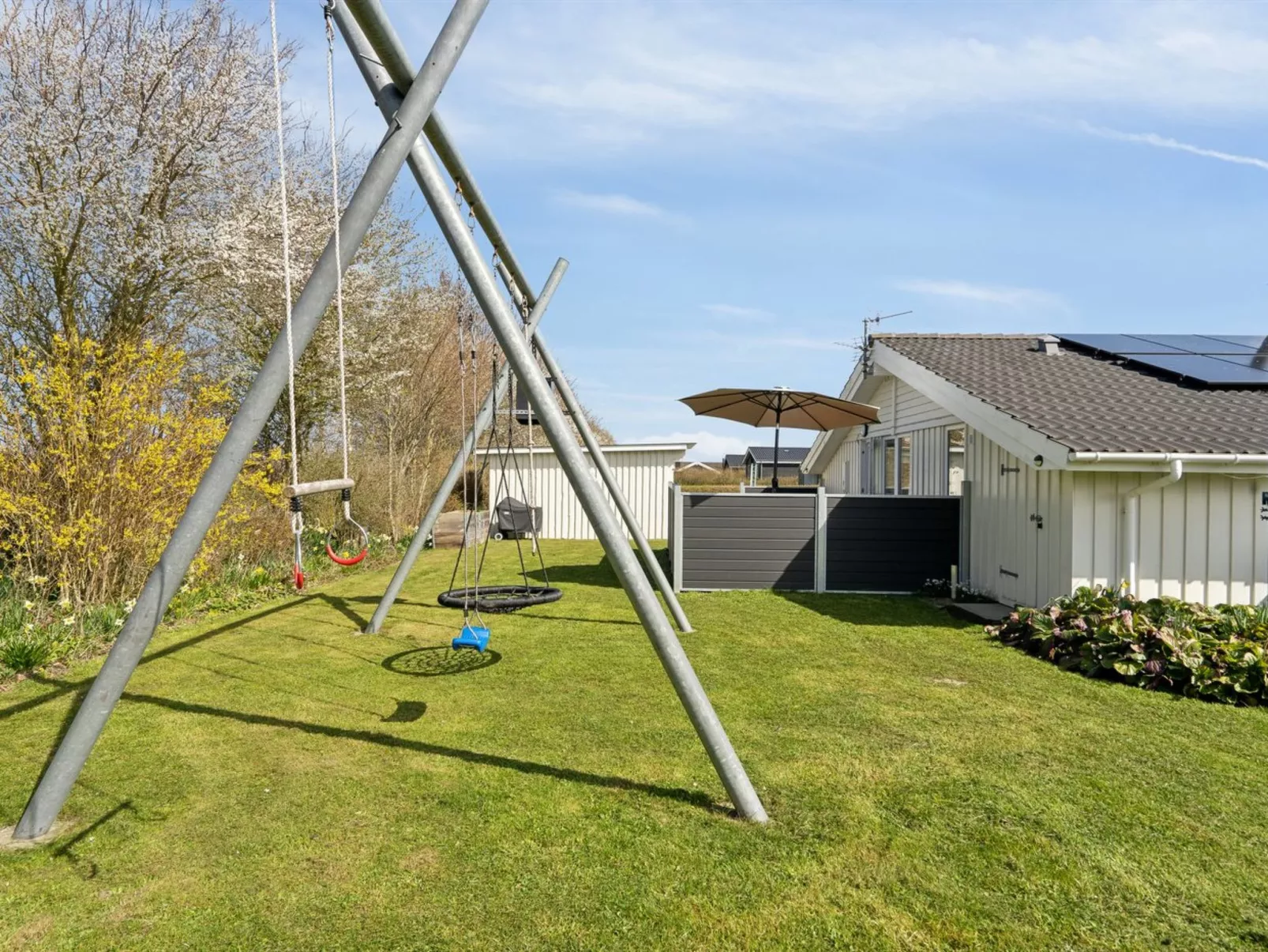 "Tjakko" - 700m from the sea-Draußen