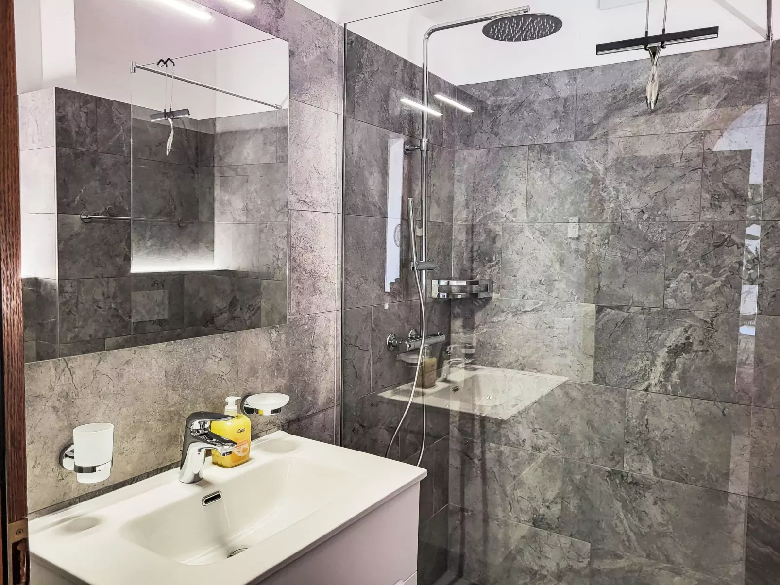 Residenza Miralago Apt. C28 - Inside