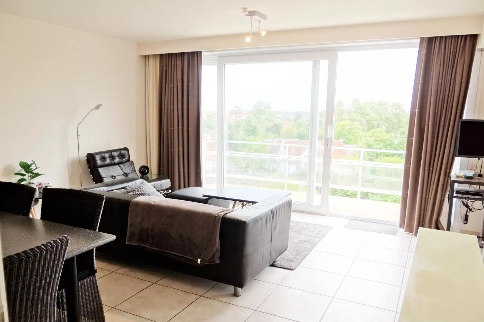 PANORAMA C2-Living room