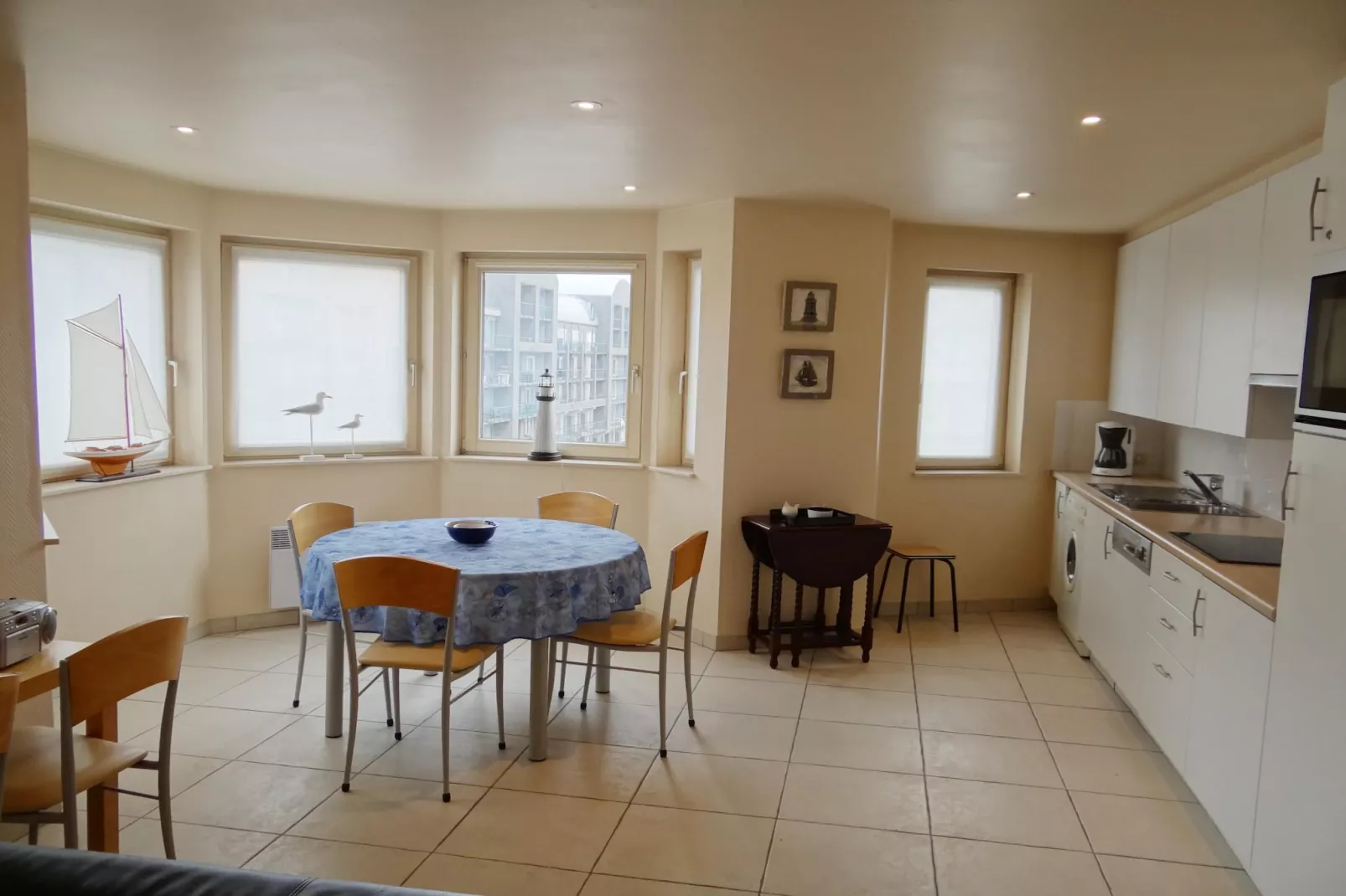 NIEUWPOORT PROMENADE E 0405PK-Esszimmer