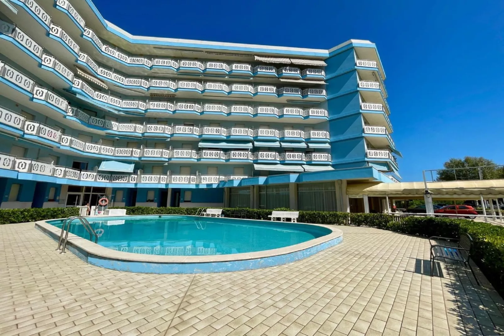 Livenza 7-Exterior summer