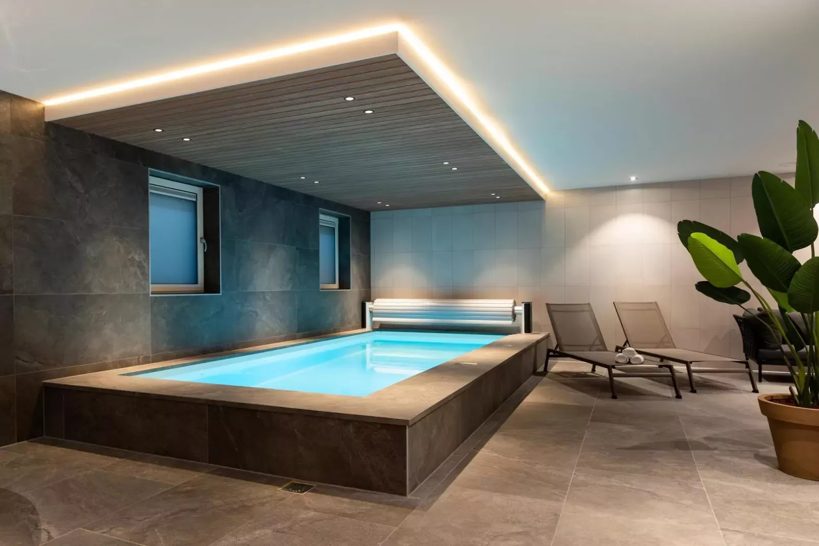 poolofhouse