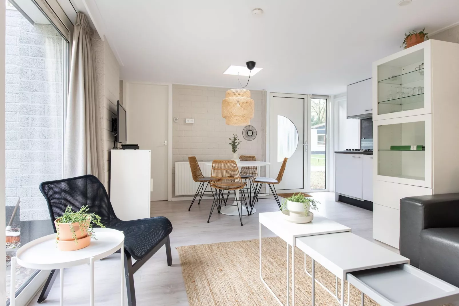 Vakantiepark de Berkenhorst 10-Living room