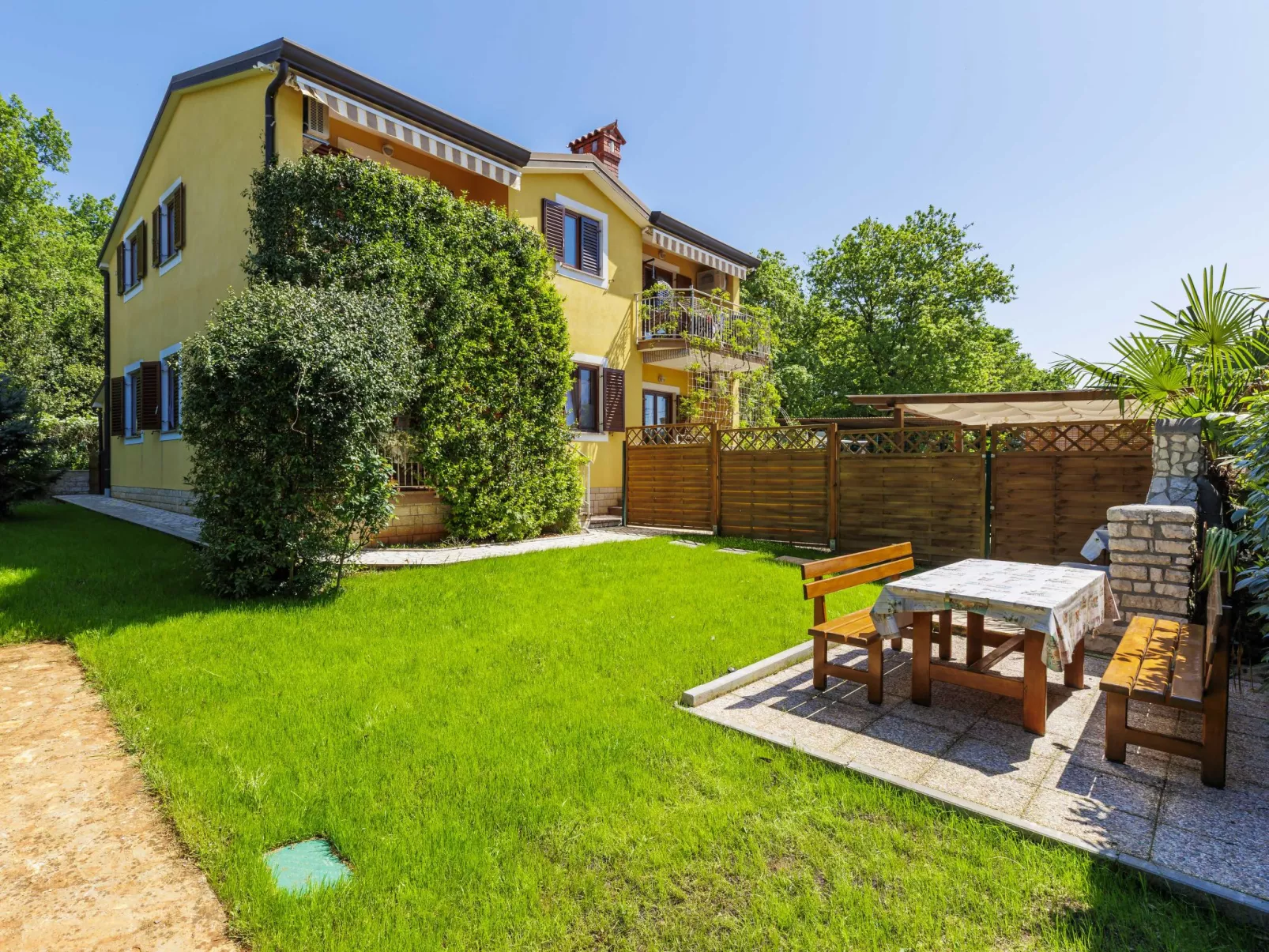 Apartmani Amaii-Draußen