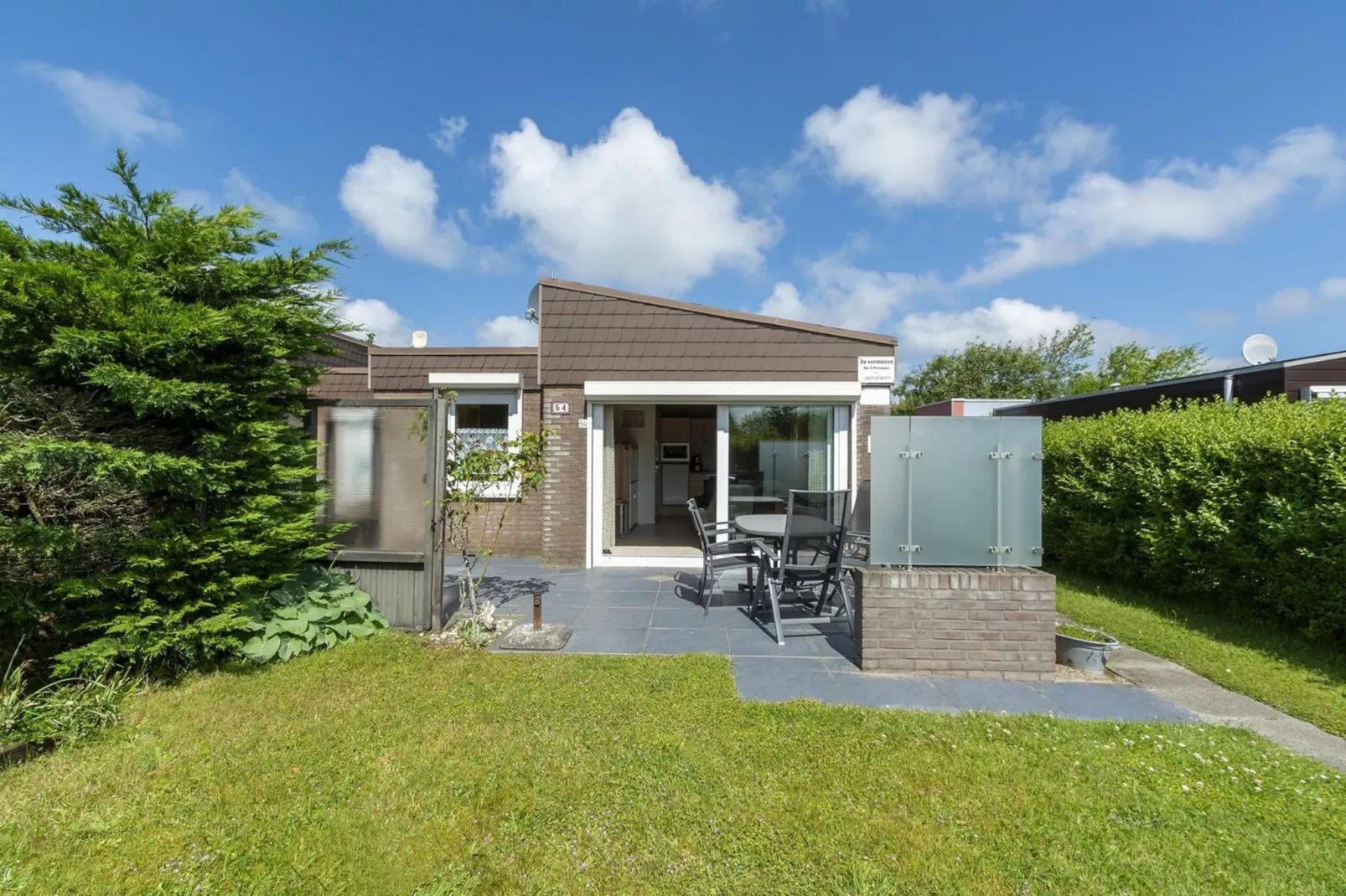 De Blenck 54-Exterior summer