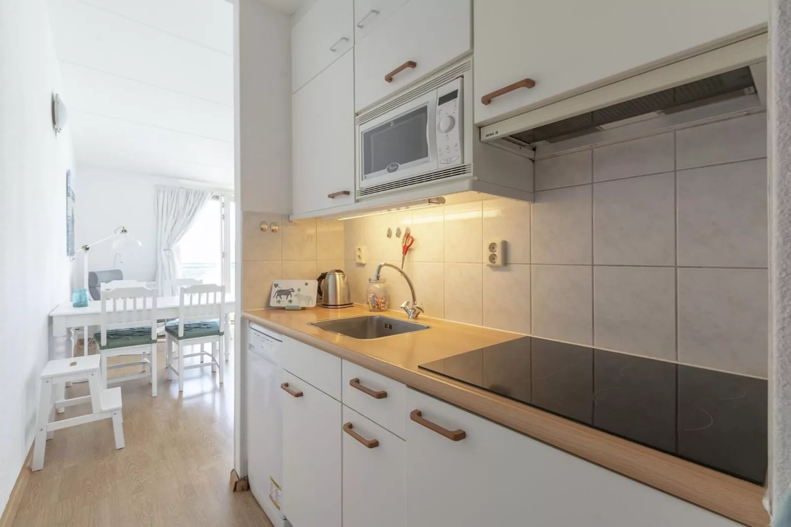 Strandslag 225-Kitchen