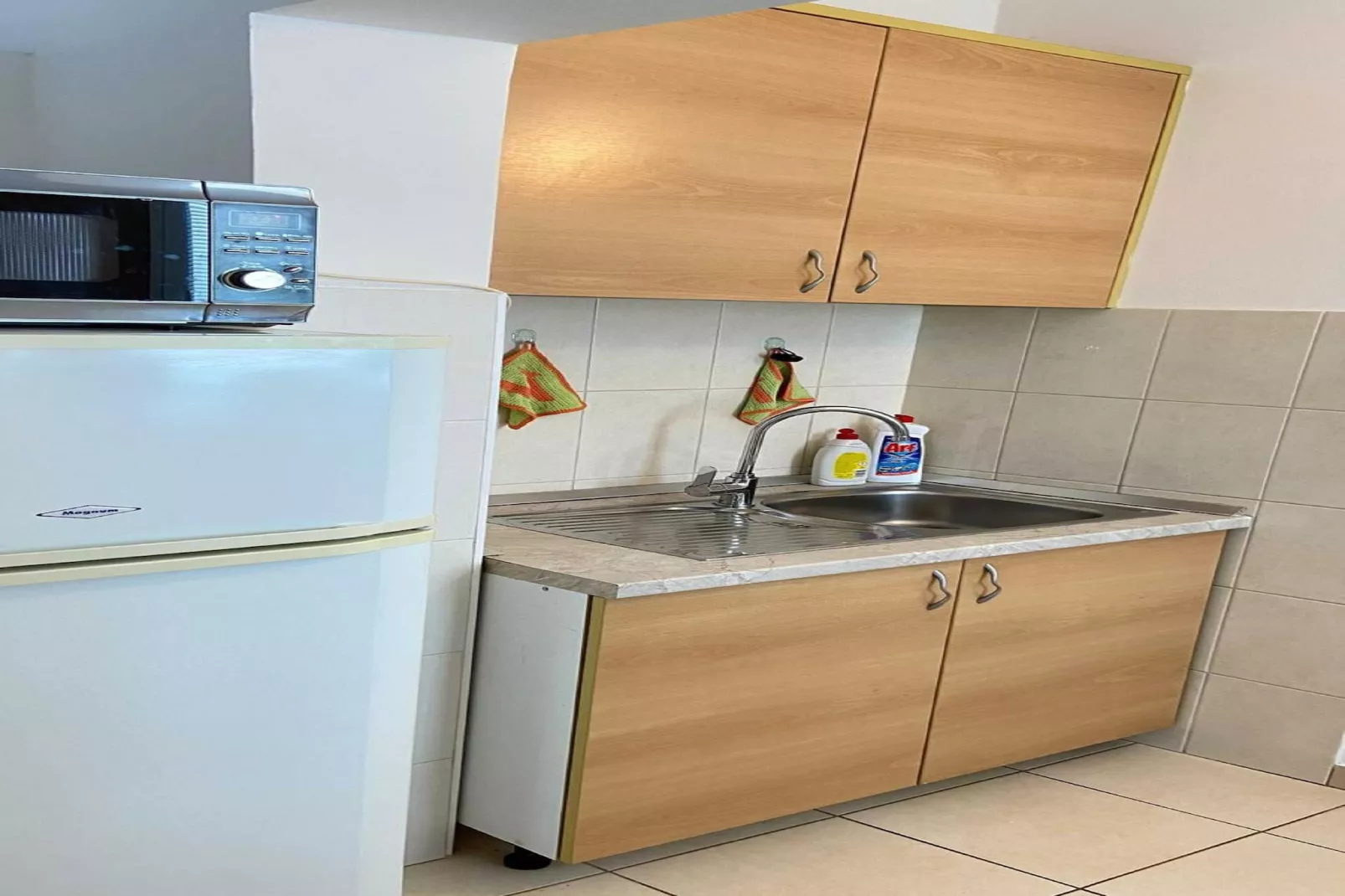 Apartments Tiho & Jelena- One Bedroom Apartment with Balcony and Sea View (Maestral)-Kitchen