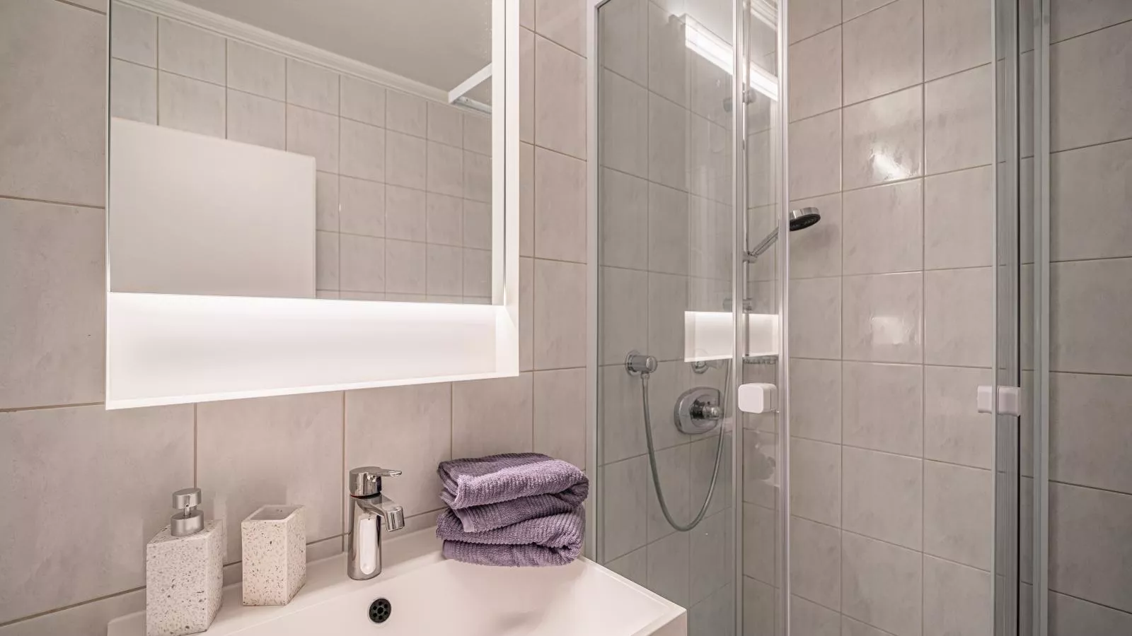 Moser-Bathroom