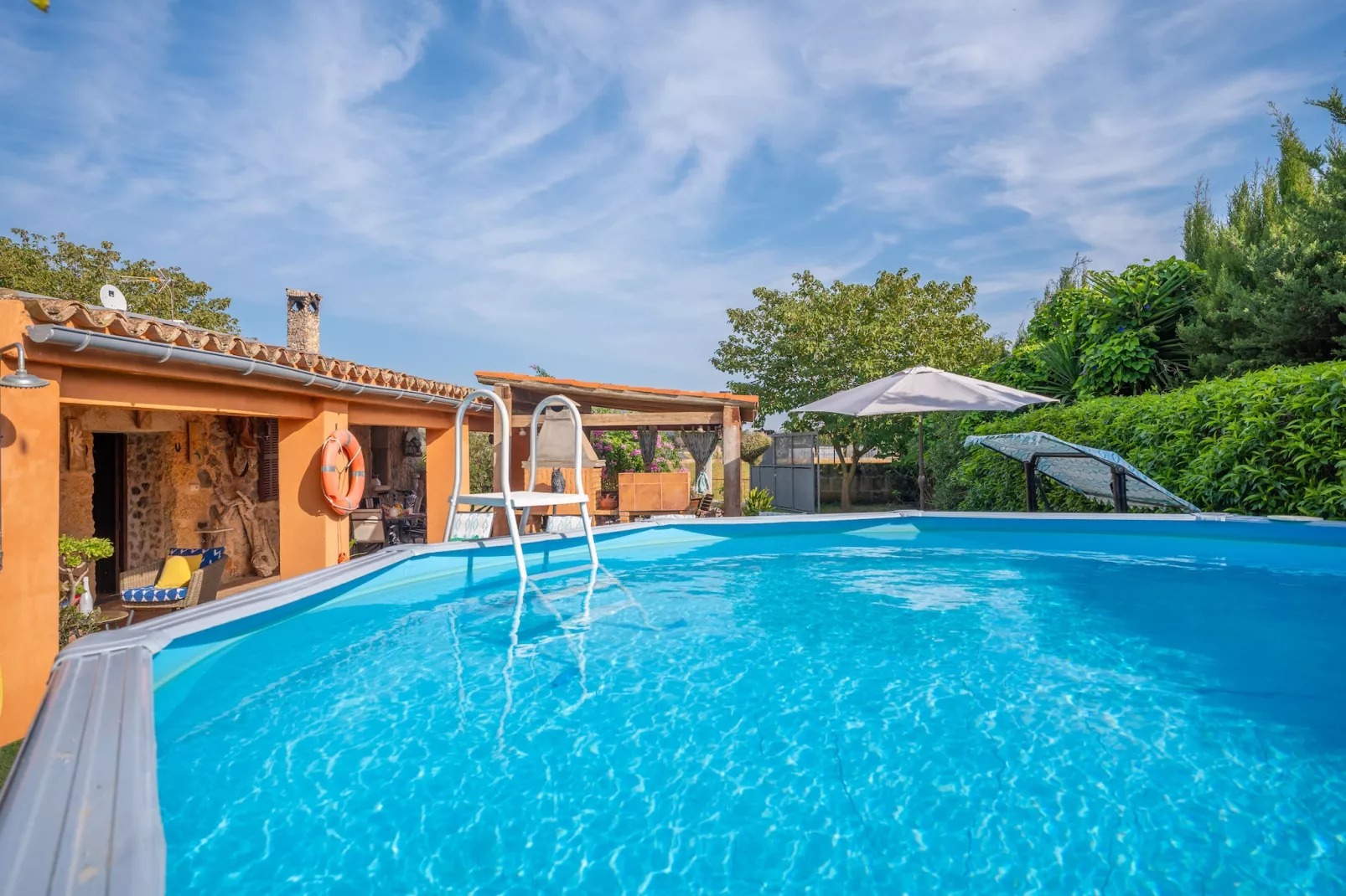 poolofhouse