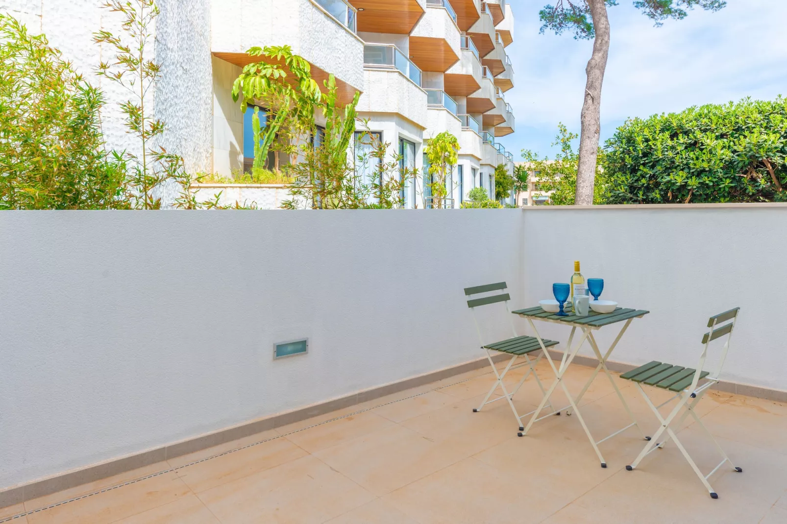 Aroa 2-Terrassenbalkon