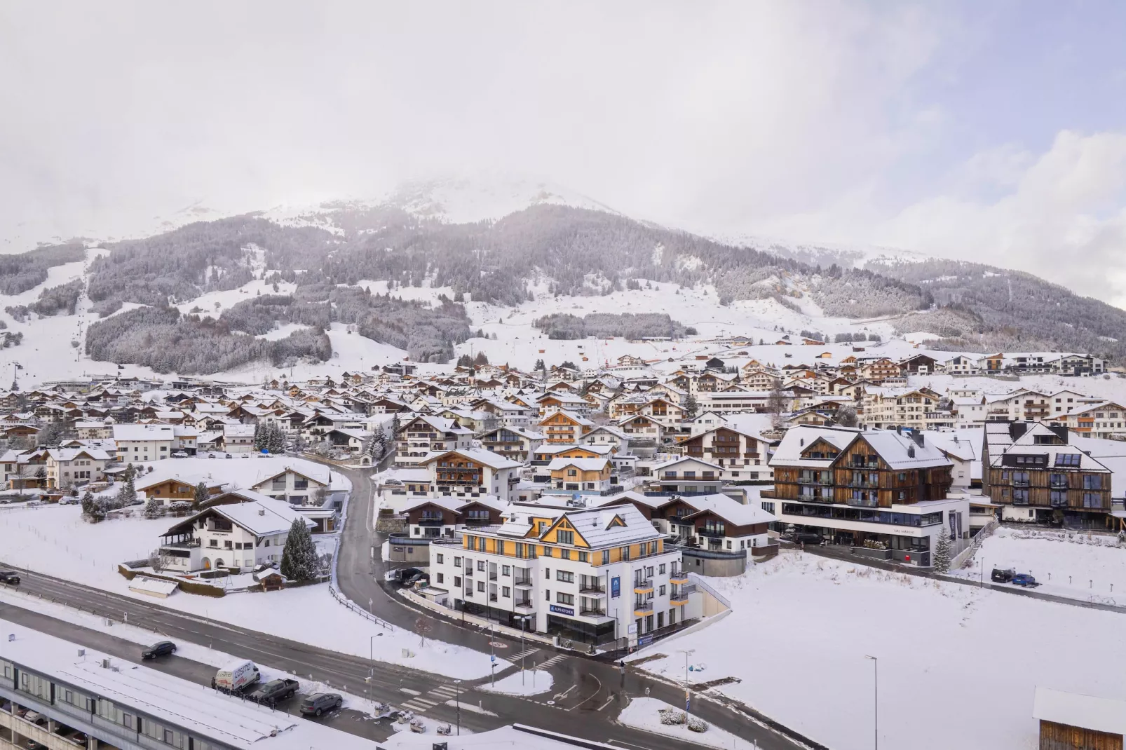 Fiss Suites 8-Exterior winter