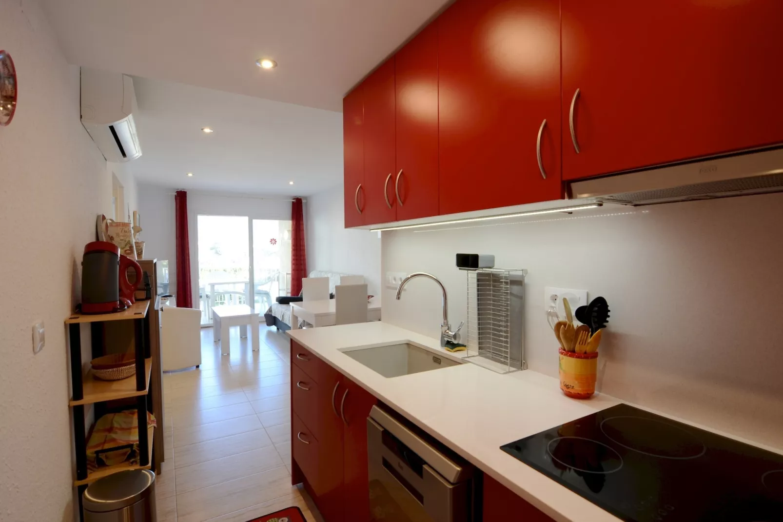 ROCAMAURA I A 1-2-Kitchen