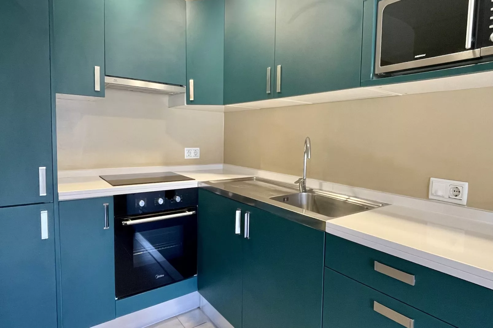 ARGONAVIS PB-A-Kitchen