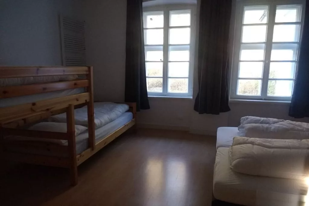 313636-Bedroom