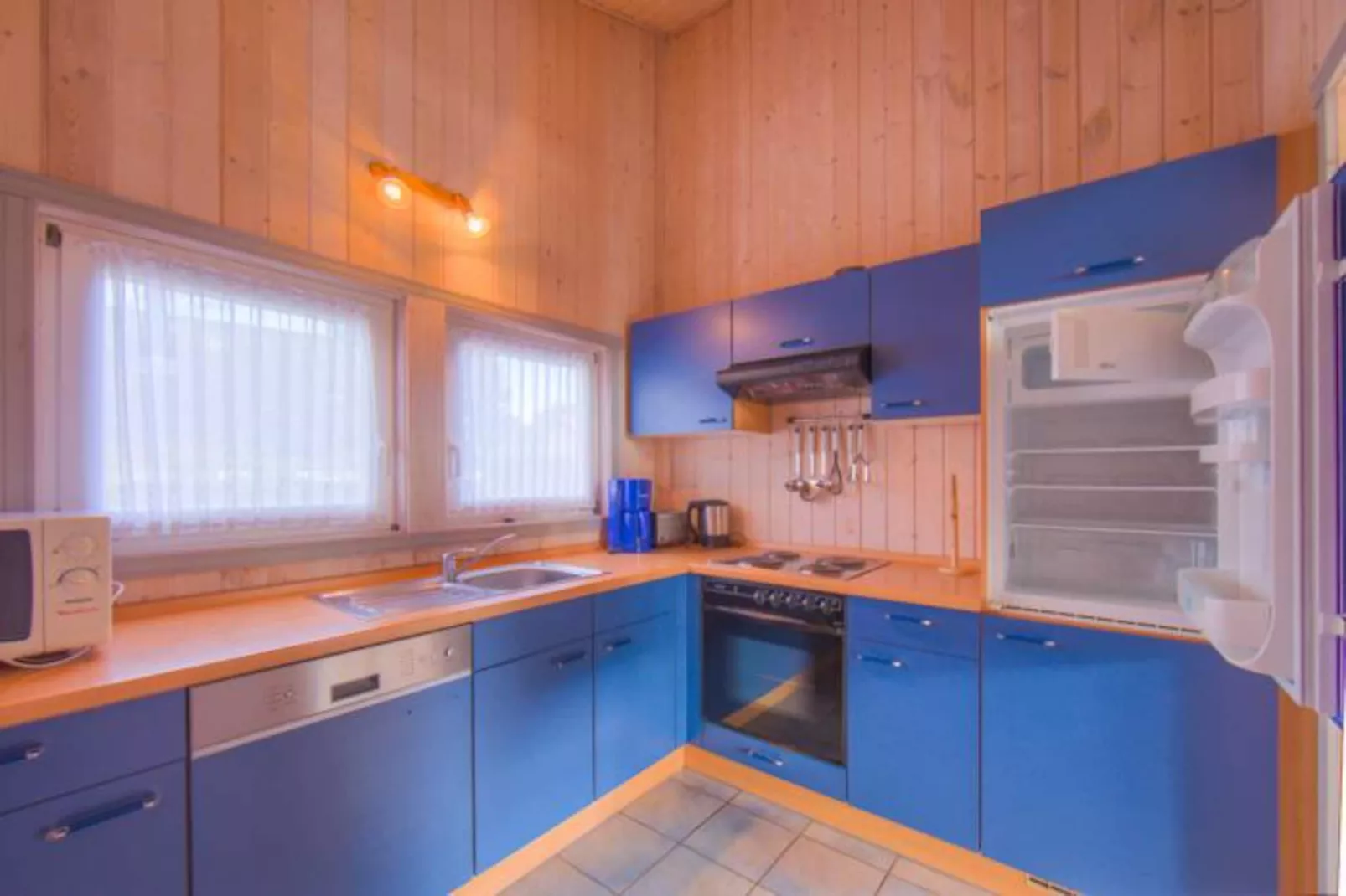 FH Seeschwalbe 160-Kitchen