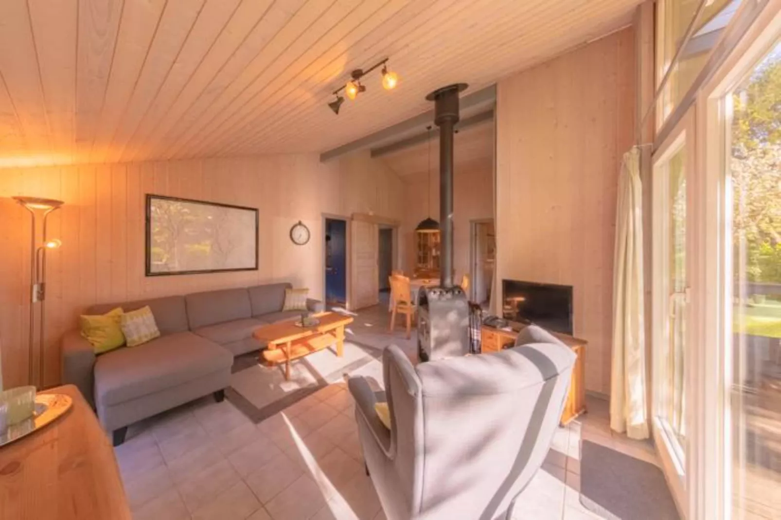 FH Seeschwalbe 241-Living room