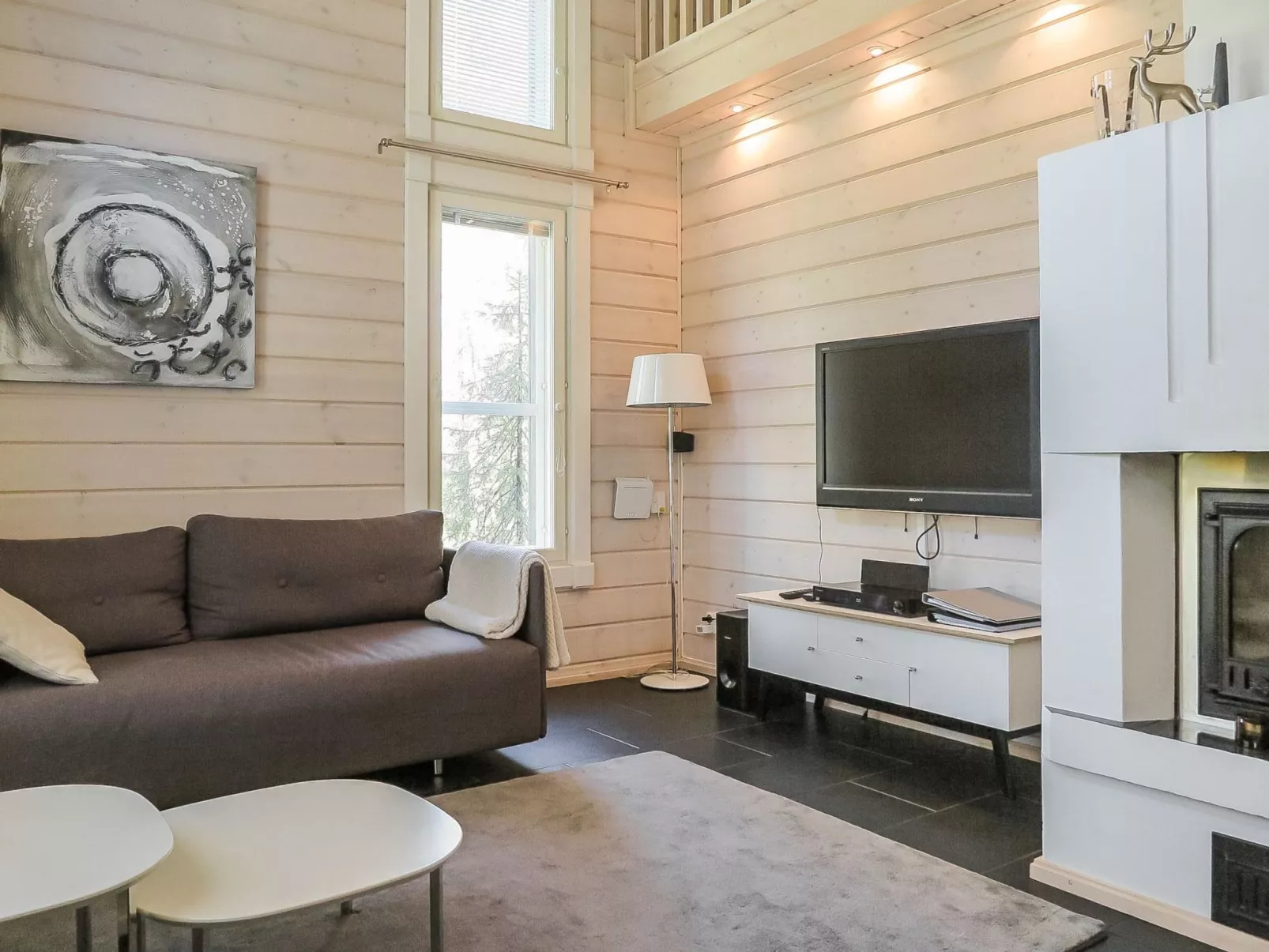 Aihki pine cottage-Inside
