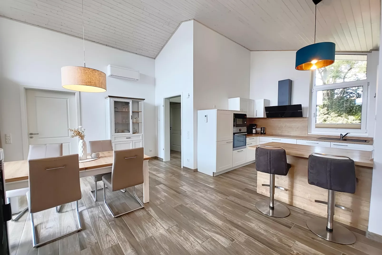 FH Seeschwalbe 327-Living room
