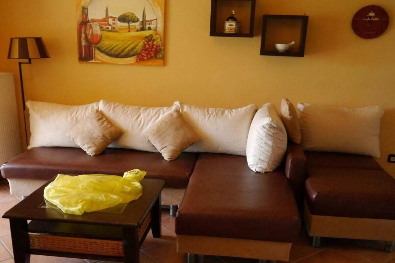 402964-Living room