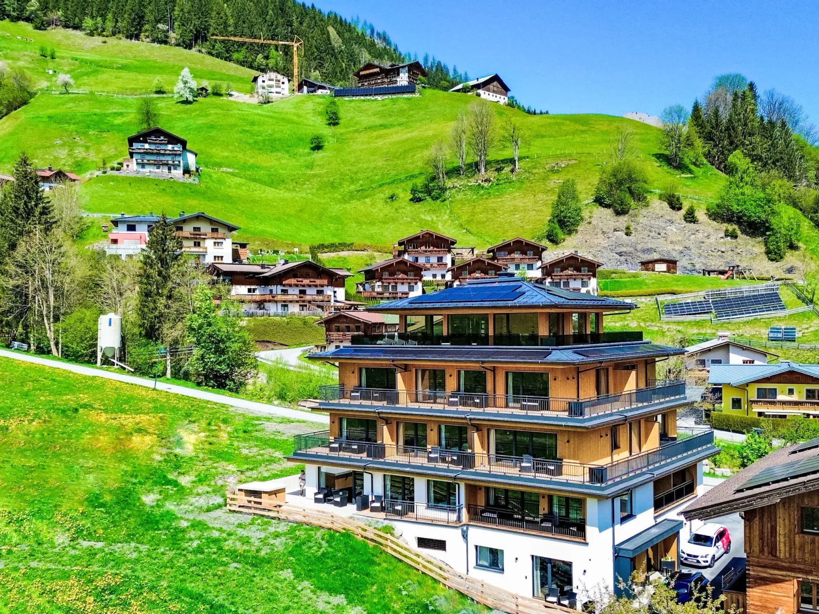 Mountain Suite Nr 201-Outside